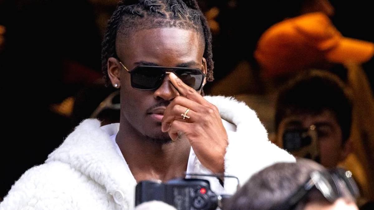 V站-德媒：拜仁在关注国米后卫比塞克，目前还没有展开实质性接触